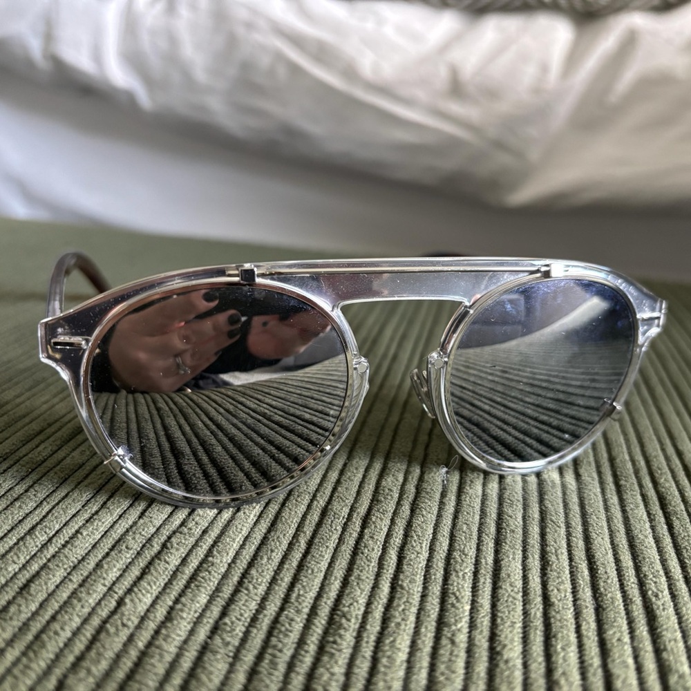 Stylish Silver Sunglasses